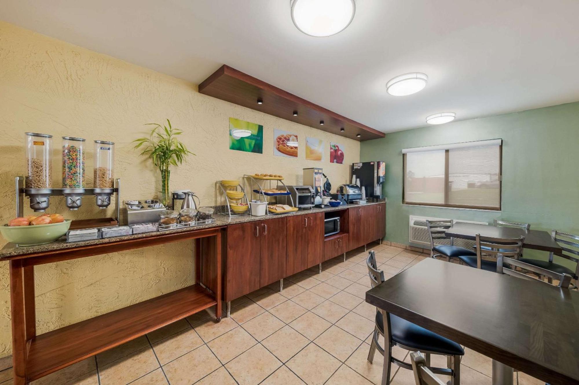 Quality Inn - Denton Exterior photo