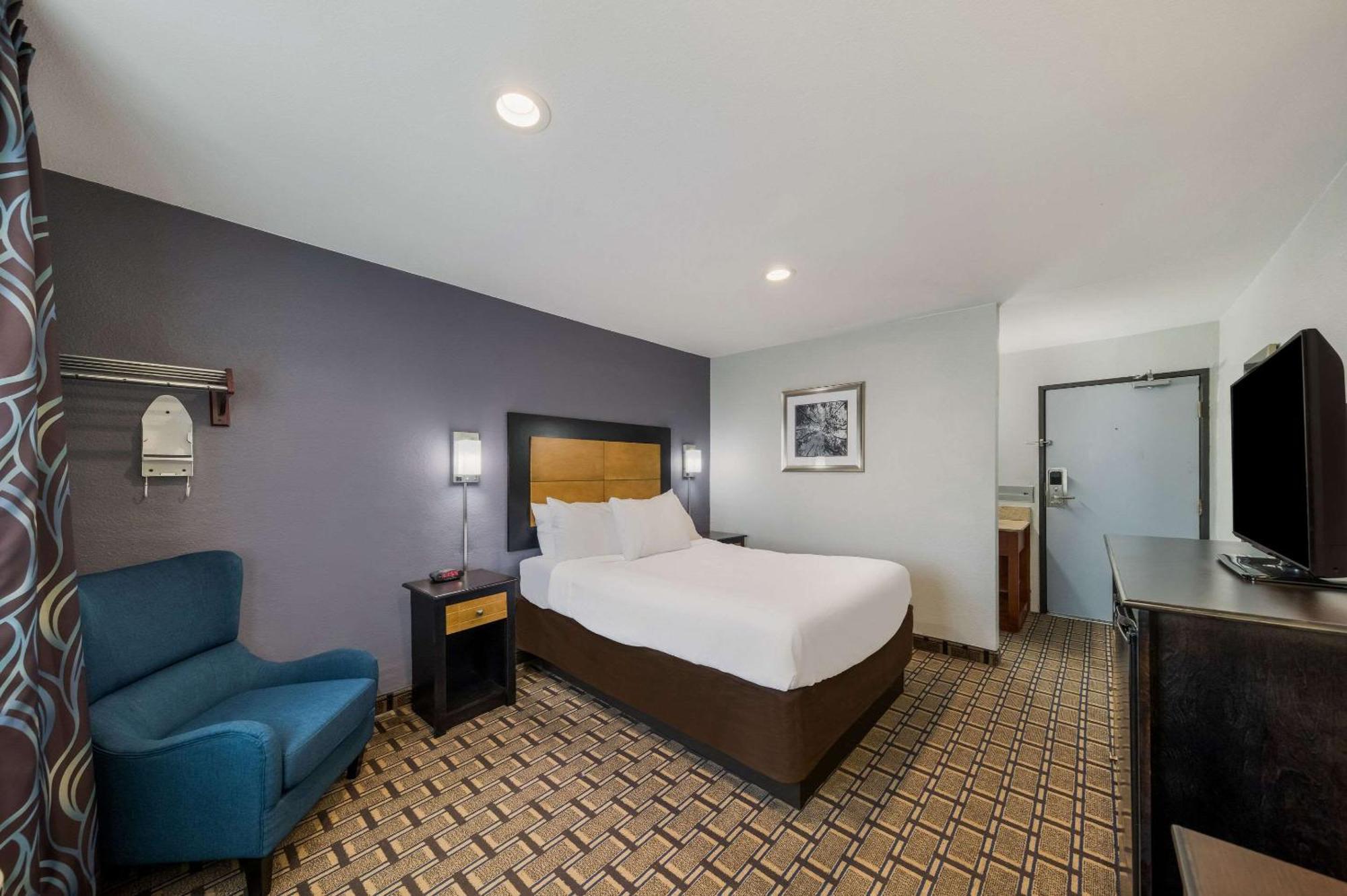 Quality Inn - Denton Exterior photo