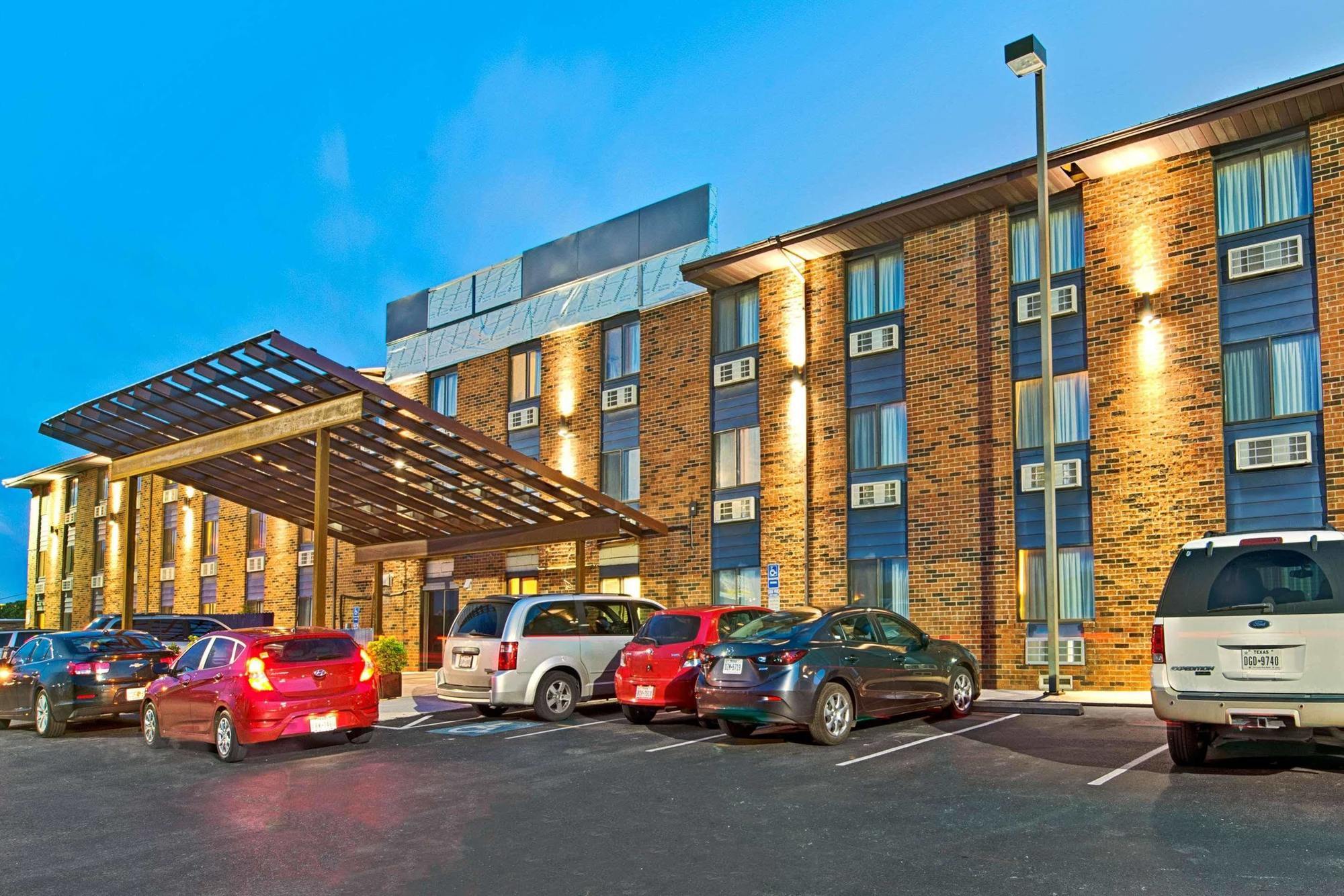 Quality Inn - Denton Exterior photo